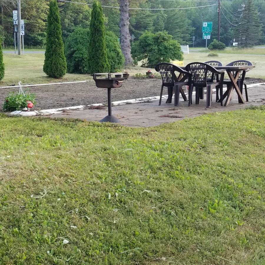 The Becket Motel Zewnętrze zdjęcie